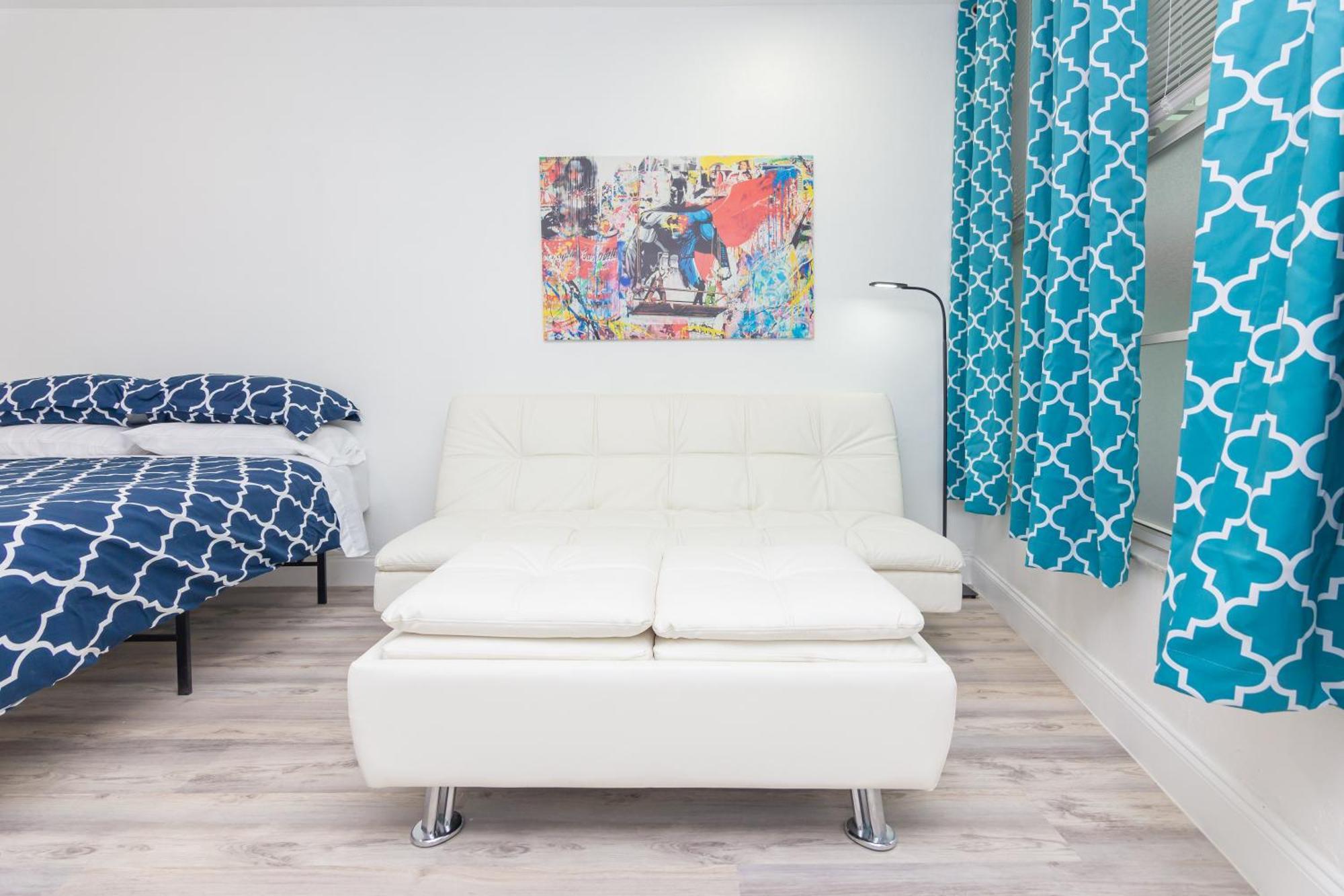 Appartement Ocean Drive Deco W/2 Queen Beds, Steps 2